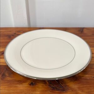 Lenox Dimension Collection Solitaire Ivory Dinner Plate w/ Platinum Band